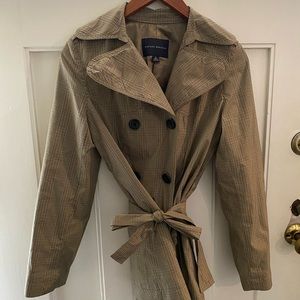 Banana Republic Checkered Trenchcoat NWOT